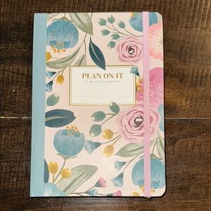 Small size Floral Planner with Pink and Blue Accents
